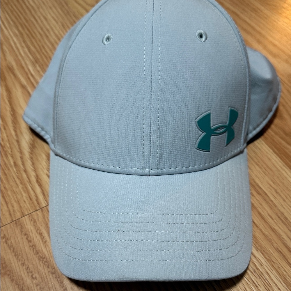 Under Armour Light Gray Cap